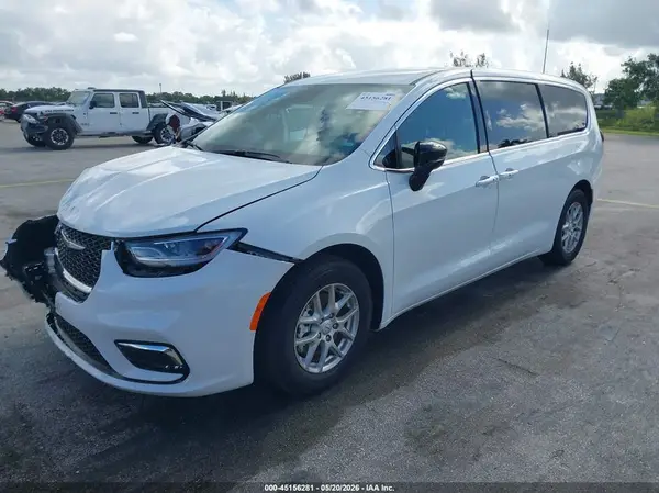 2C4RC1BG2TR193499 2026 CHRYSLER PACIFICA - Image 2