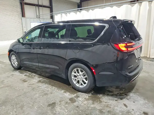 2C4RC1BG2TR239686 2026 CHRYSLER PACIFICA - Image 2