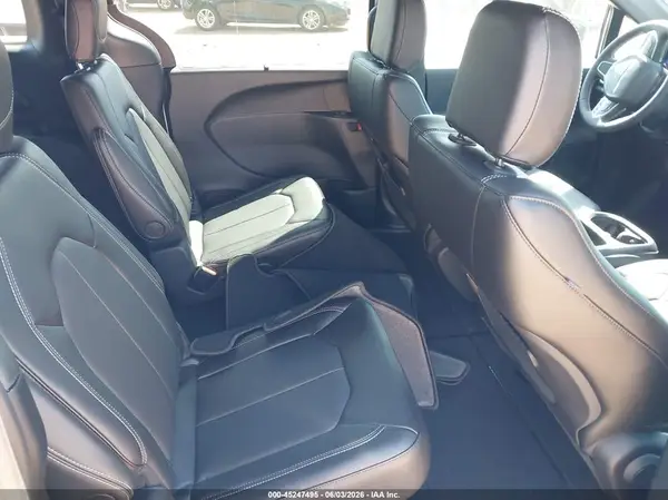 2C4RC1BG2TR278598 2026 CHRYSLER PACIFICA - Image 8