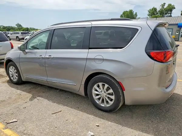 2C4RC1BG3HR503425 2017 CHRYSLER PACIFICA - Image 2
