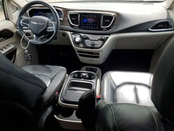 2C4RC1BG3HR503425 2017 CHRYSLER PACIFICA - Image 8