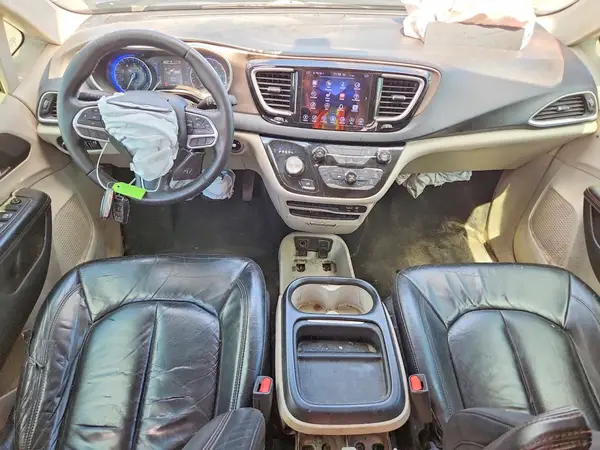 2C4RC1BG3HR506972 2017 CHRYSLER PACIFICA - Image 8
