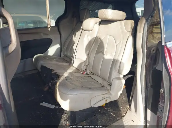 2C4RC1BG3HR509340 2017 CHRYSLER PACIFICA - Image 8