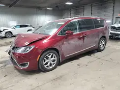 2C4RC1BG3HR509824 2017 CHRYSLER PACIFICA