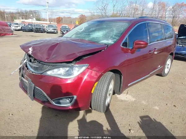 2C4RC1BG3HR510259 2017 CHRYSLER PACIFICA - Image 2