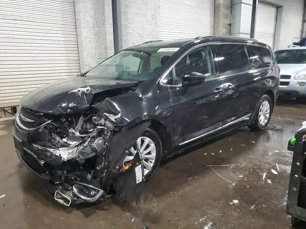 2C4RC1BG3HR517454 2017 CHRYSLER PACIFICA - Image 1