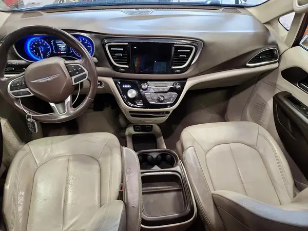 2C4RC1BG3HR519902 2017 CHRYSLER PACIFICA - Image 8