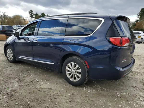 2C4RC1BG3HR524775 2017 CHRYSLER PACIFICA - Image 2