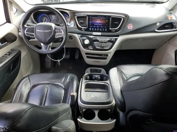 2C4RC1BG3HR524775 2017 CHRYSLER PACIFICA - Image 8