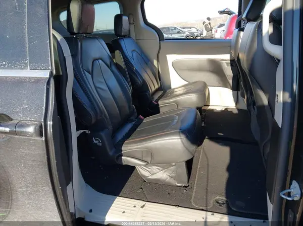 2C4RC1BG3HR526672 2017 CHRYSLER PACIFICA - Image 8