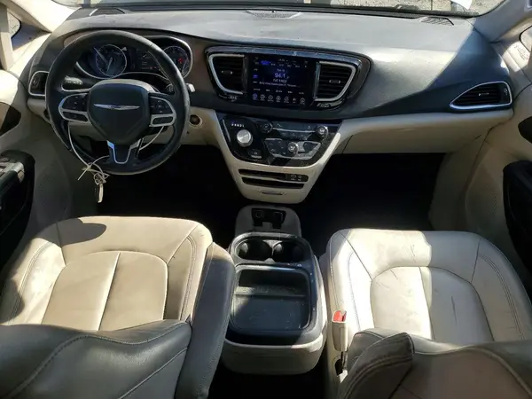 2C4RC1BG3HR528664 2017 CHRYSLER PACIFICA - Image 8