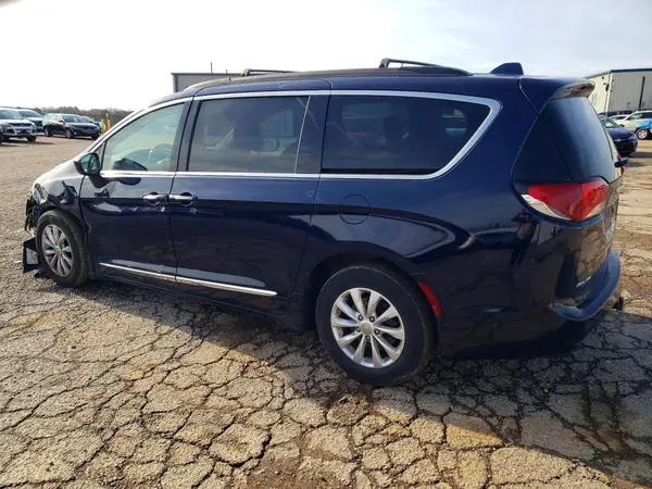 2C4RC1BG3HR538806 2017 CHRYSLER PACIFICA - Image 2