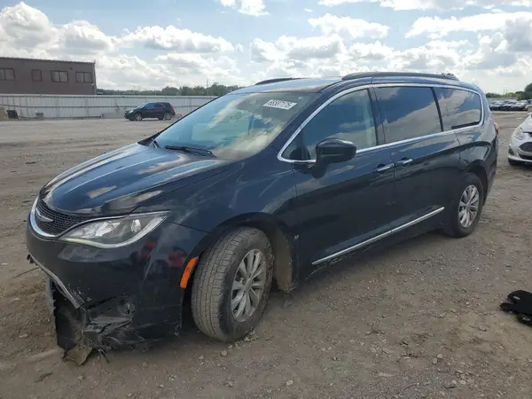 2C4RC1BG3HR544069 2017 CHRYSLER PACIFICA - Image 1