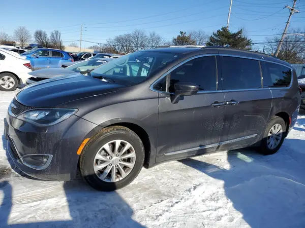 2C4RC1BG3HR553435 2017 CHRYSLER PACIFICA - Image 1