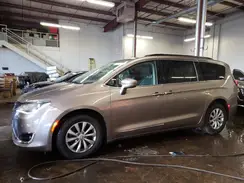 2C4RC1BG3HR576116 2017 CHRYSLER PACIFICA