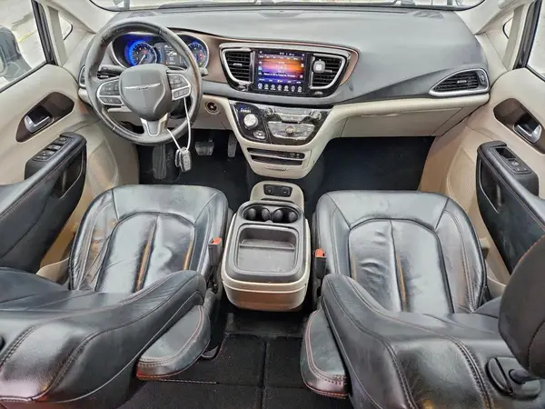 2C4RC1BG3HR576486 2017 CHRYSLER PACIFICA - Image 8