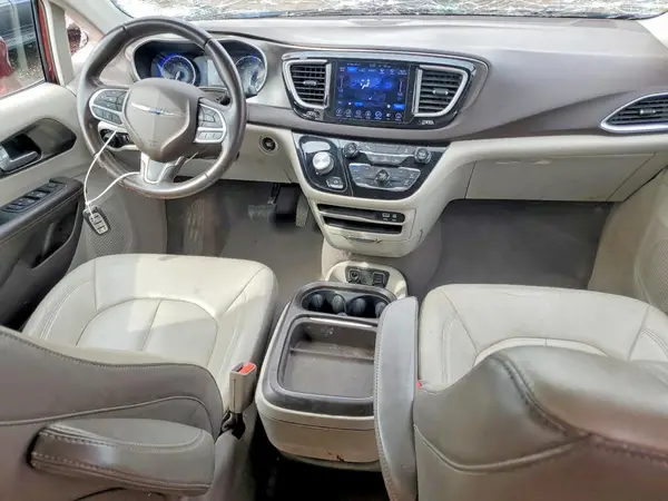 2C4RC1BG3HR584393 2017 CHRYSLER PACIFICA - Image 8