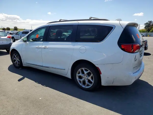 2C4RC1BG3HR587844 2017 CHRYSLER PACIFICA - Image 2