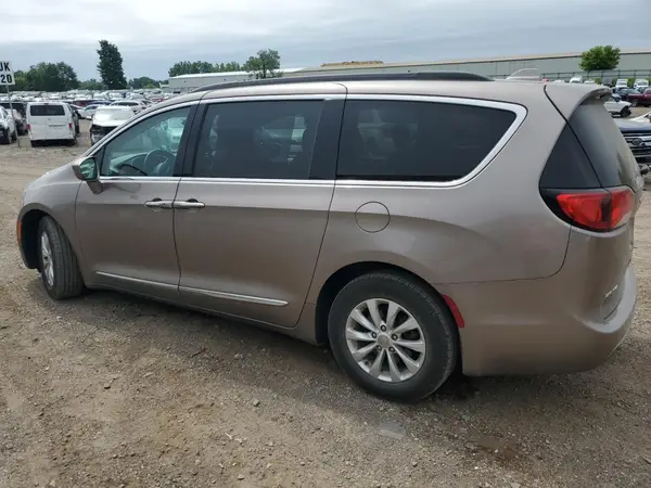 2C4RC1BG3HR591246 2017 CHRYSLER PACIFICA - Image 2