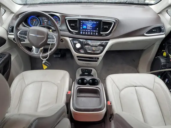 2C4RC1BG3HR598648 2017 CHRYSLER PACIFICA - Image 8