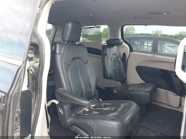 2C4RC1BG3HR598732 2017 CHRYSLER PACIFICA - Image 8