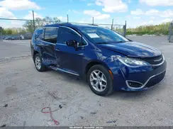 2C4RC1BG3HR598777 2017 CHRYSLER PACIFICA