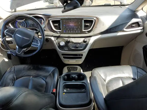 2C4RC1BG3HR613553 2017 CHRYSLER PACIFICA - Image 8
