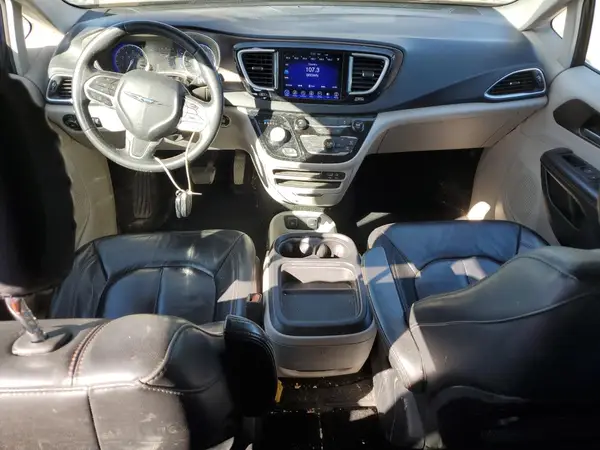 2C4RC1BG3HR623144 2017 CHRYSLER PACIFICA - Image 8