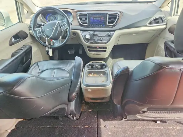 2C4RC1BG3HR628649 2017 CHRYSLER PACIFICA - Image 8