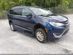 2C4RC1BG3HR633530 2017 CHRYSLER PACIFICA