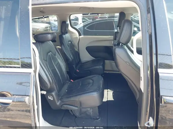 2C4RC1BG3HR642311 2017 CHRYSLER PACIFICA - Image 8