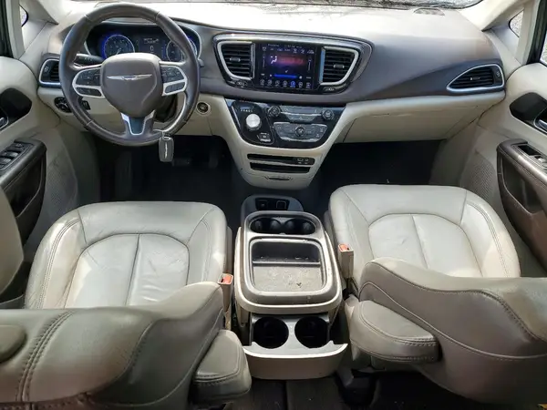 2C4RC1BG3HR654300 2017 CHRYSLER PACIFICA - Image 8