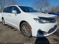 2C4RC1BG3HR660470 2017 CHRYSLER PACIFICA