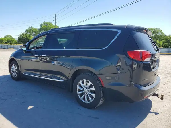 2C4RC1BG3HR670240 2017 CHRYSLER PACIFICA - Image 2