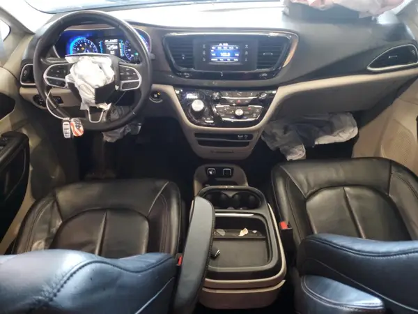 2C4RC1BG3HR702393 2017 CHRYSLER PACIFICA - Image 8