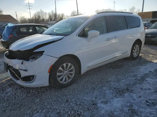 2C4RC1BG3HR702863 2017 CHRYSLER PACIFICA - Image 1