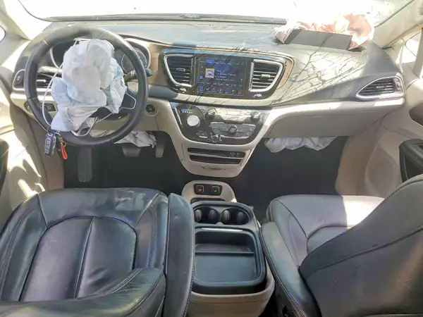 2C4RC1BG3HR705679 2017 CHRYSLER PACIFICA - Image 8