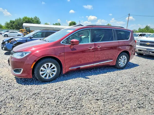 2C4RC1BG3HR711885 2017 CHRYSLER PACIFICA - Image 1