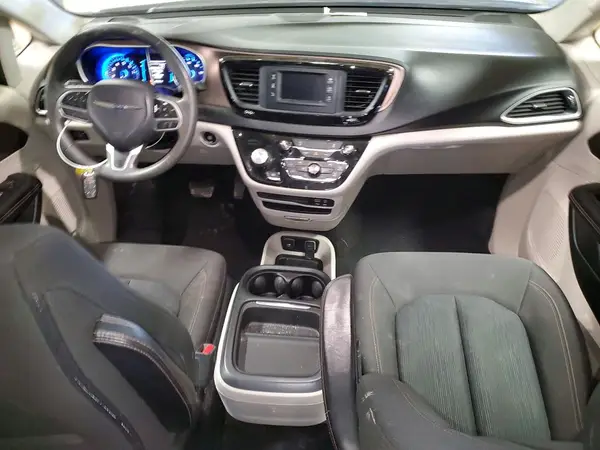 2C4RC1BG3HR745678 2017 CHRYSLER PACIFICA - Image 8