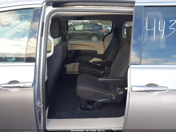 2C4RC1BG3HR753571 2017 CHRYSLER PACIFICA - Image 8