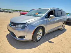 2C4RC1BG3HR768149 2017 CHRYSLER PACIFICA