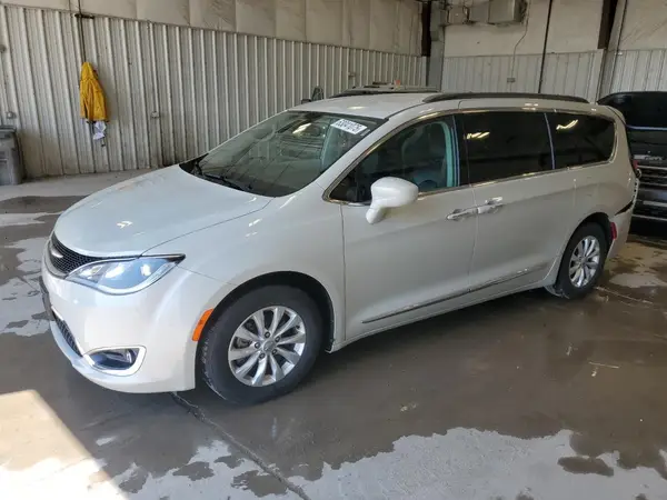 2C4RC1BG3HR770581 2017 CHRYSLER PACIFICA - Image 1