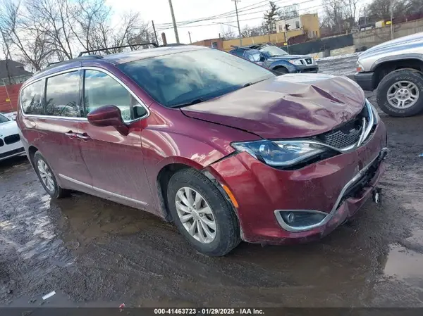 2C4RC1BG3HR771245 2017 CHRYSLER PACIFICA - Image 1