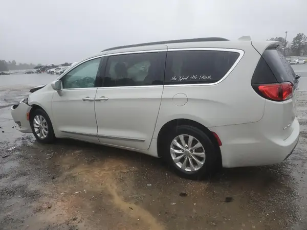 2C4RC1BG3HR771830 2017 CHRYSLER PACIFICA - Image 2