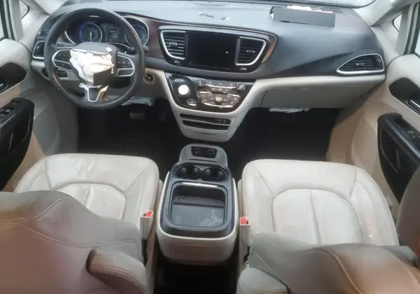 2C4RC1BG3HR771830 2017 CHRYSLER PACIFICA - Image 8