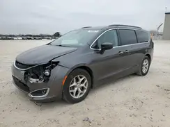 2C4RC1BG3HR779913 2017 CHRYSLER PACIFICA