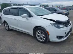2C4RC1BG3HR784898 2017 CHRYSLER PACIFICA