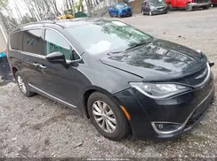 2C4RC1BG3HR795075 2017 CHRYSLER PACIFICA