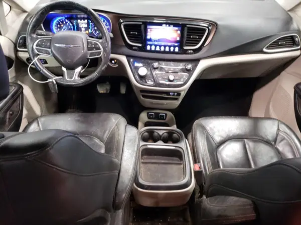 2C4RC1BG3HR795089 2017 CHRYSLER PACIFICA - Image 8