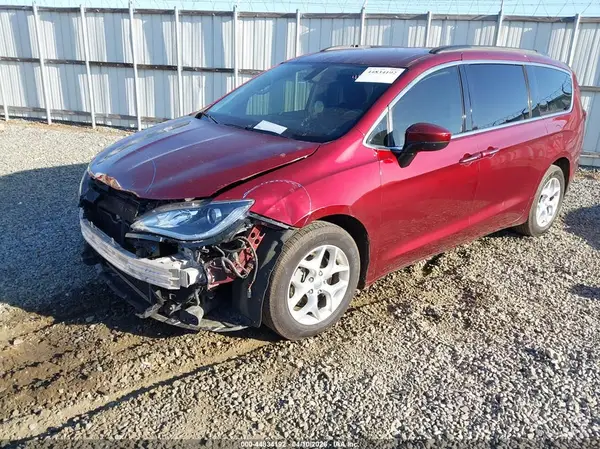 2C4RC1BG3HR795951 2017 CHRYSLER PACIFICA - Image 2